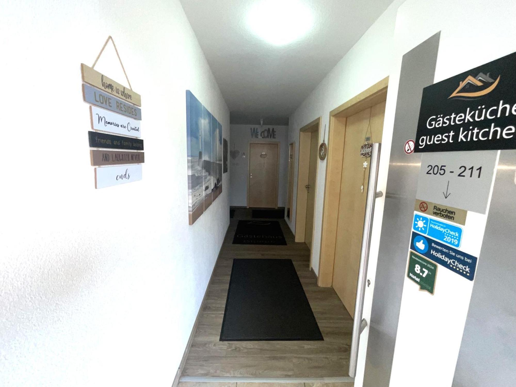 Gaestehaus Wuerzburg 24H Estenfeld Экстерьер фото