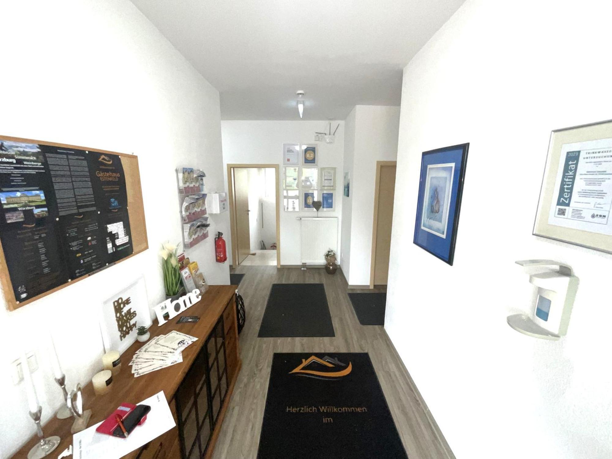 Gaestehaus Wuerzburg 24H Estenfeld Экстерьер фото